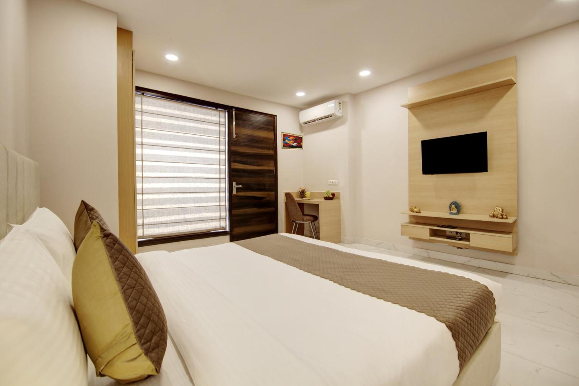 Limewood Stay - Fortis Hospital غورغاون المظهر الخارجي الصورة