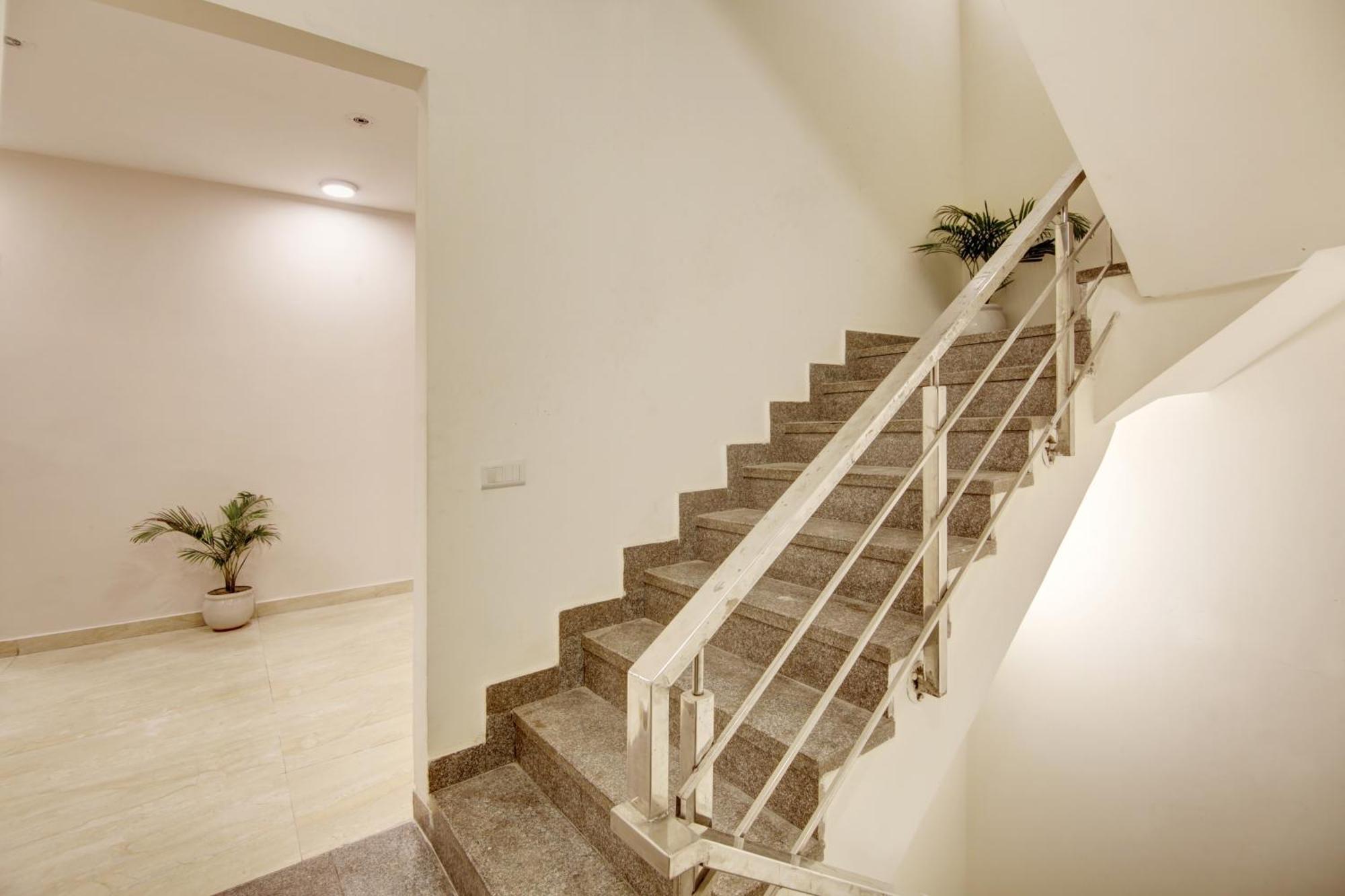 Limewood Stay - Fortis Hospital غورغاون المظهر الخارجي الصورة