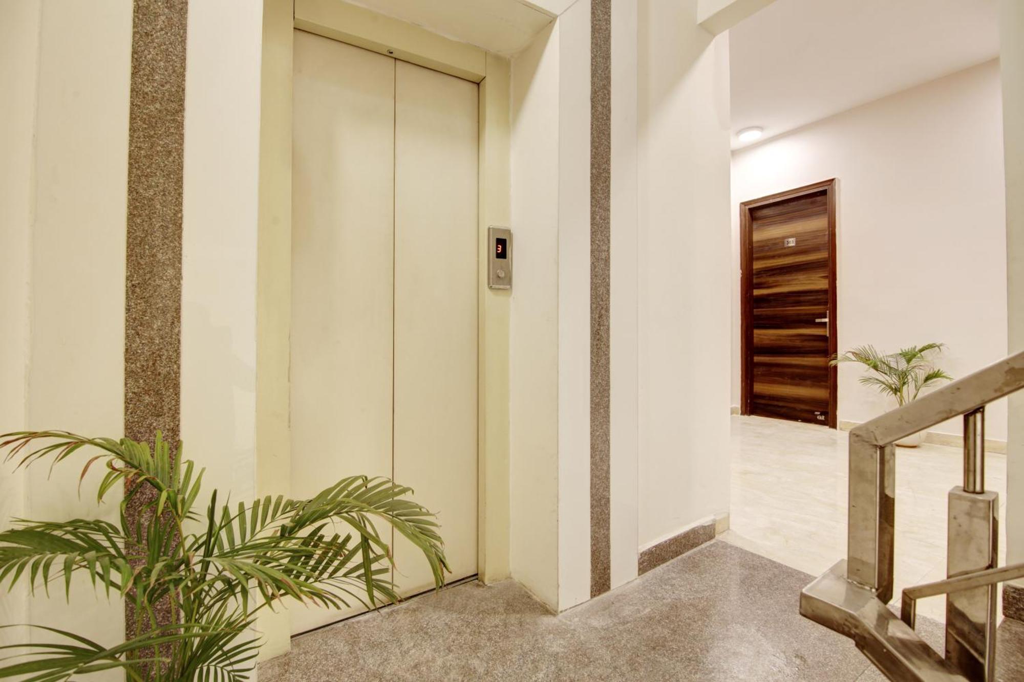 Limewood Stay - Fortis Hospital غورغاون المظهر الخارجي الصورة