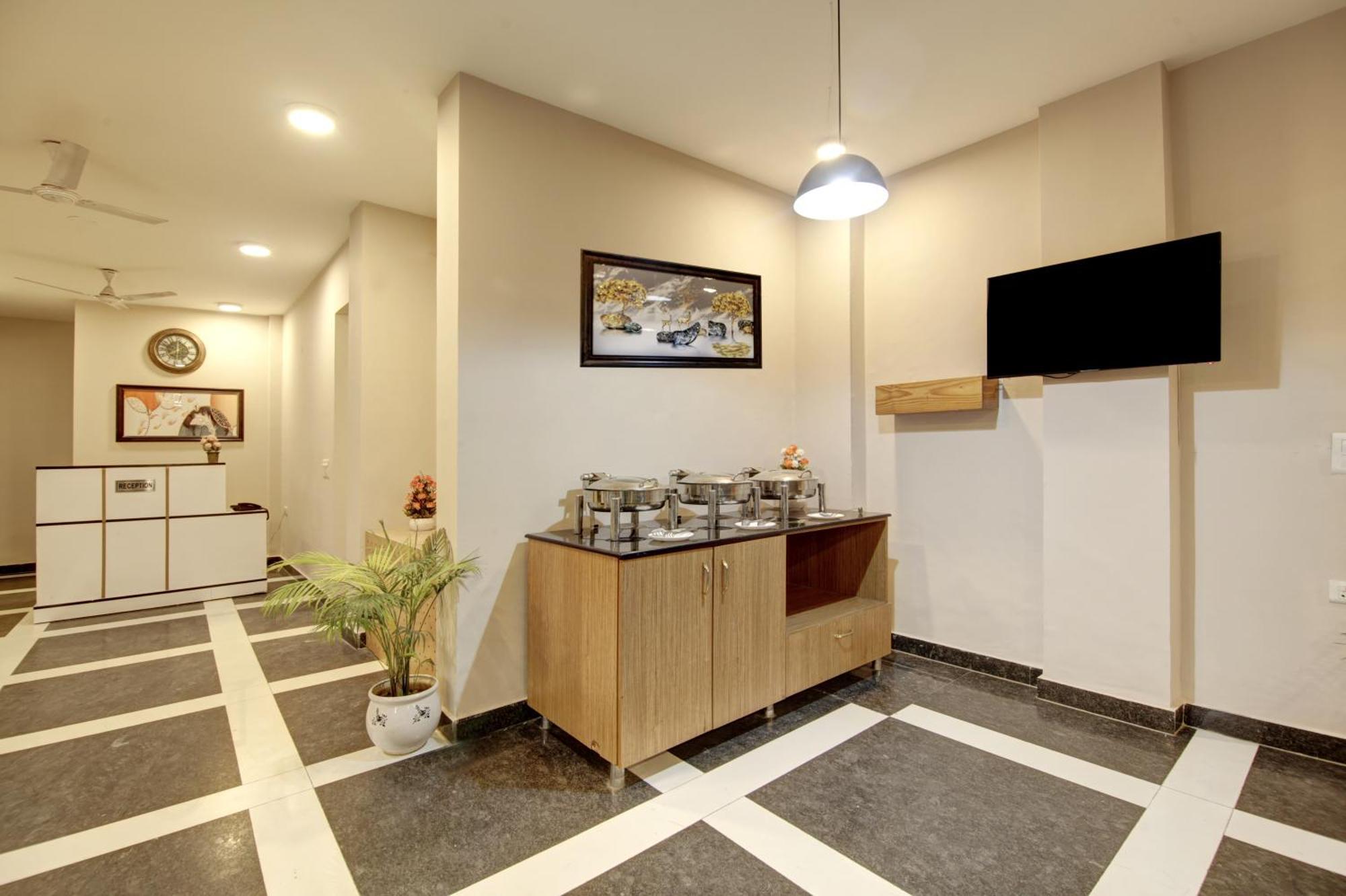Limewood Stay - Fortis Hospital غورغاون المظهر الخارجي الصورة